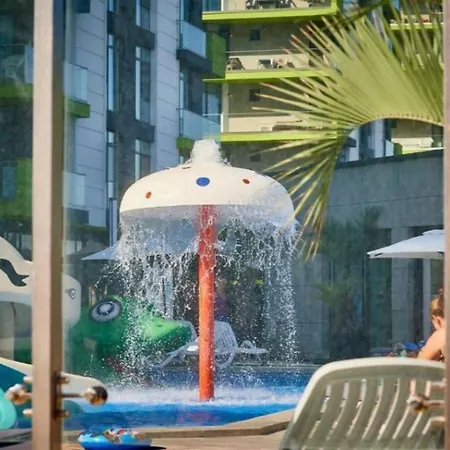 アパート Panoramic Beach And Pool Gorgeous Family Studio Prima Linie La Mare ナボダリ