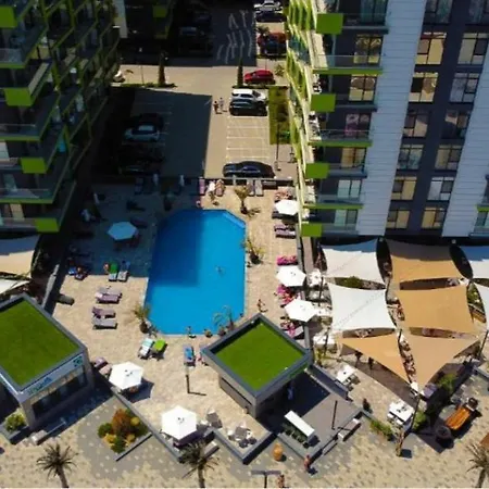 Panoramic Beach And Pool Gorgeous Family Studio Prima Linie La Mare アパート